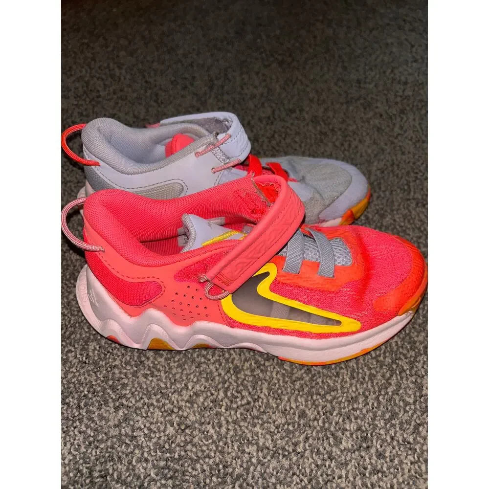 Nike Little Kids' Giannis Immortality 2 Shoes size 13c